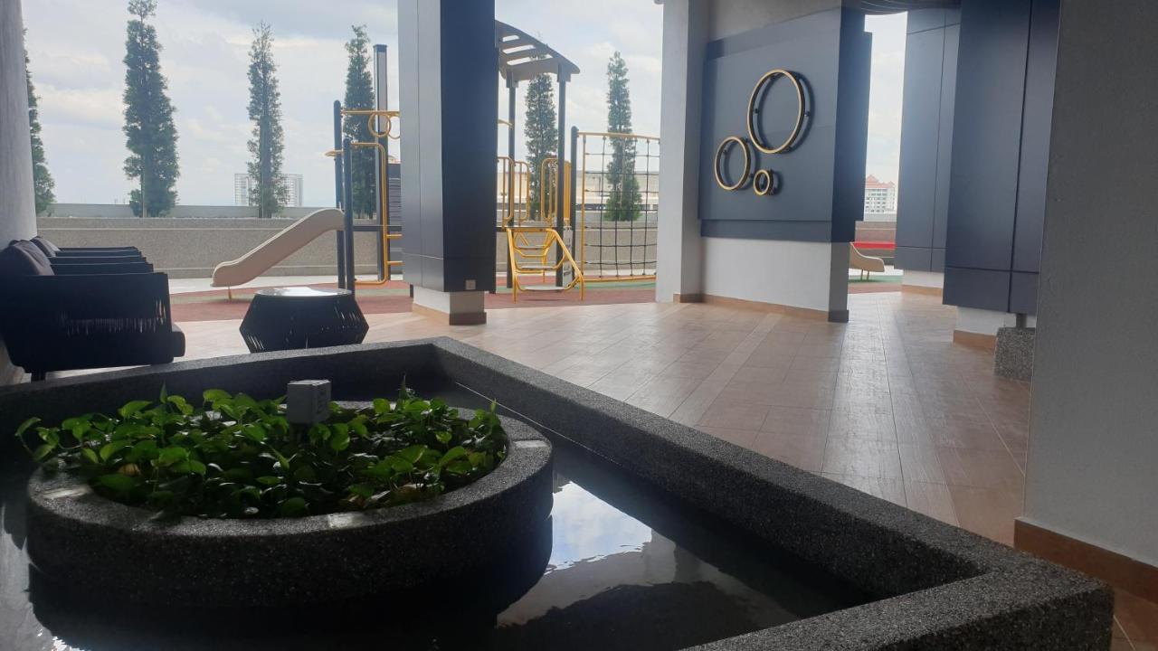 Prestige Troika Luxury Stay Kota Bahru Luaran gambar